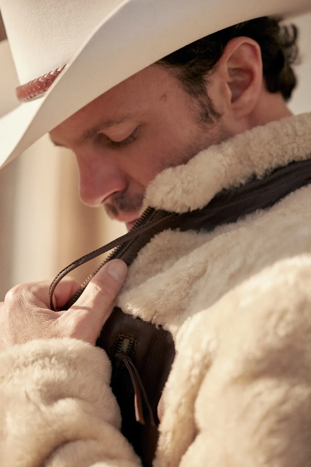 chamarra shearling crema